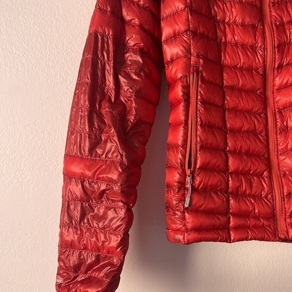 Mountain Hard Wear Nikwax Hydrophobic Down Jacket Size XS Red Ghost Whisperer - Picture 7 of 12